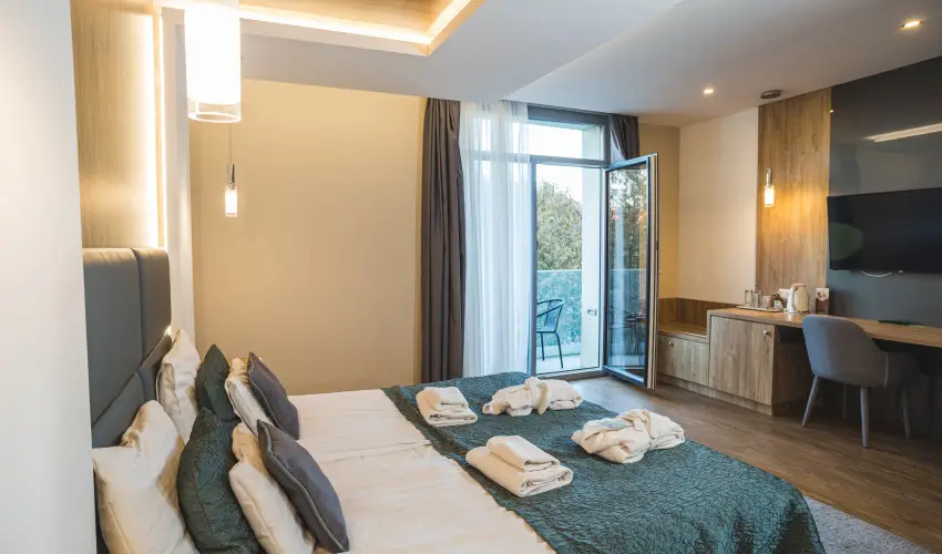 Hotel Zena Hvz - Augusztus 20. (min. 3 j)