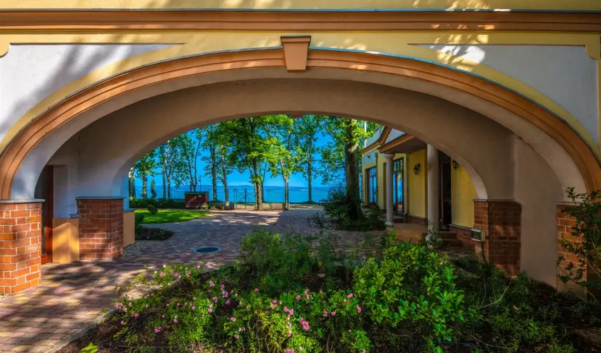 Hotel Anna Villa Balatonfldvr - Augusztus 20. (min. 2 j)