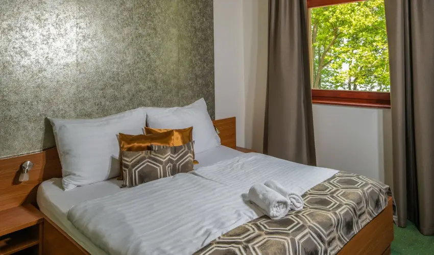 Hotel Anna Villa Balatonfldvr - Augusztus 20. (min. 2 j)