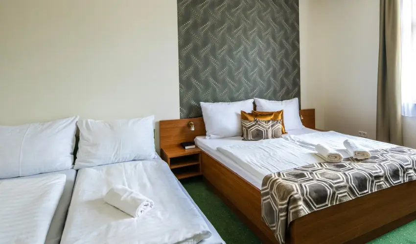 Hotel Anna Villa Balatonfldvr - Augusztus 20. (min. 2 j)