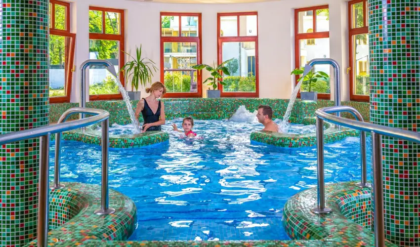 Hotel Anna Villa Balatonfldvr - Augusztus 20. (min. 2 j)