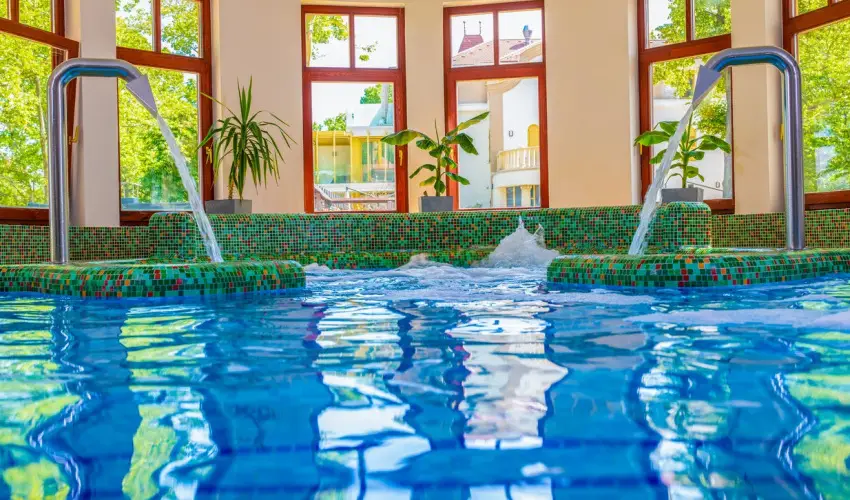 Hotel Anna Villa Balatonfldvr - Augusztus 20. (min. 2 j)