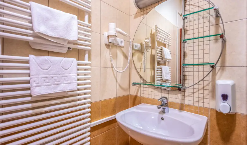 Hotel Anna Villa Balatonfldvr - Augusztus 20. (min. 2 j)