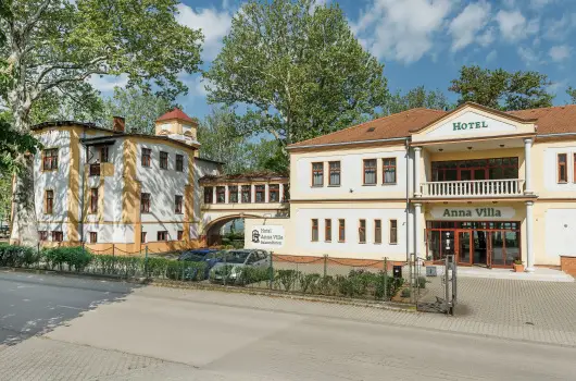 Hotel Anna Villa - Augusztus 20.