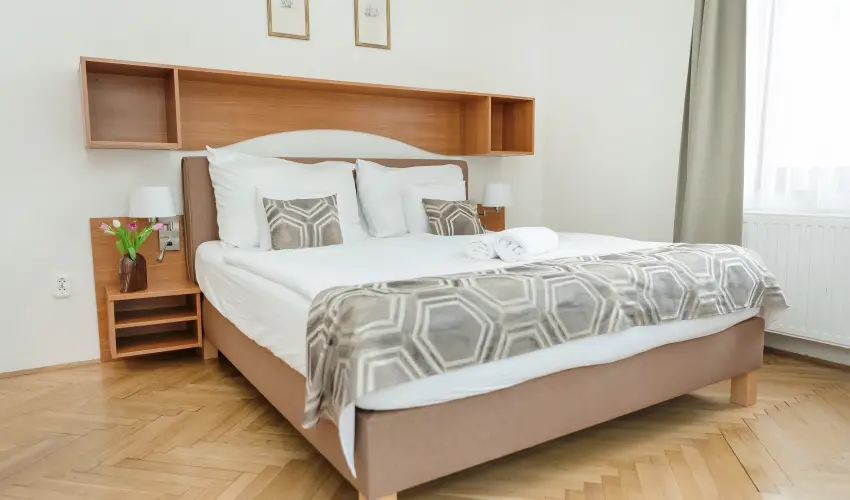 Hotel Anna Villa Balatonfldvr - Augusztus 20. (min. 2 j)