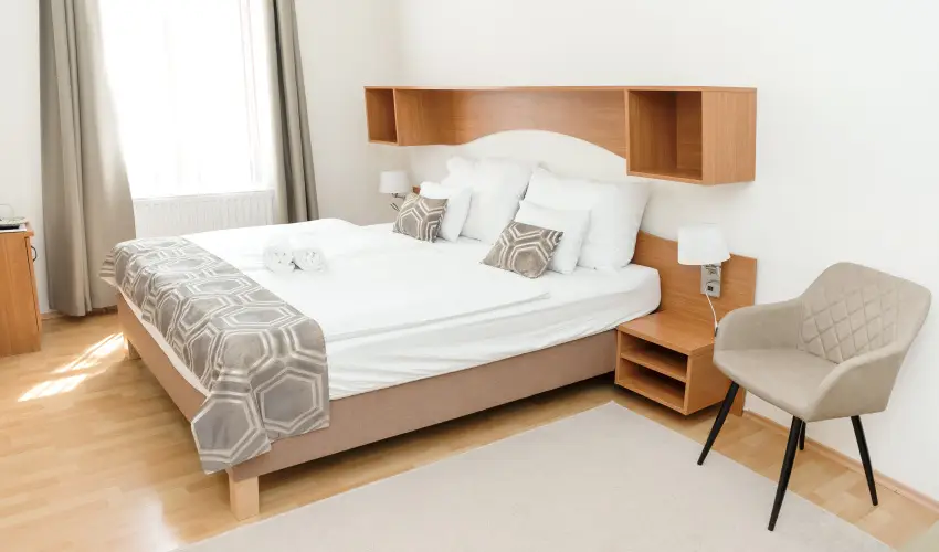 Hotel Anna Villa Balatonfldvr - Augusztus 20. (min. 2 j)