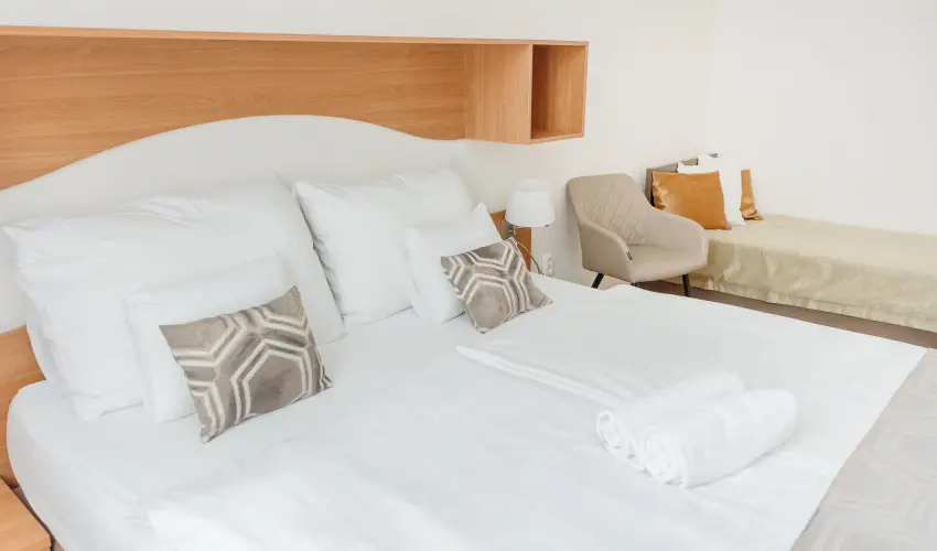 Hotel Anna Villa Balatonfldvr - Augusztus 20. (min. 2 j)