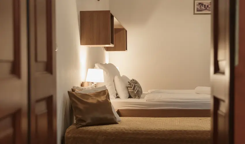 Hotel Anna Villa Balatonfldvr - Augusztus 20. (min. 2 j)