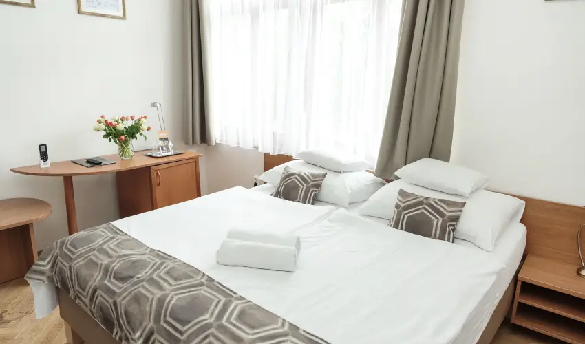 Hotel Anna Villa Balatonfldvr - Augusztus 20. (min. 2 j)