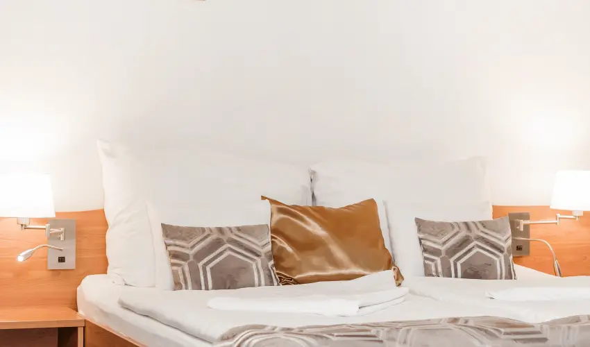 Hotel Anna Villa Balatonfldvr - Augusztus 20. (min. 2 j)