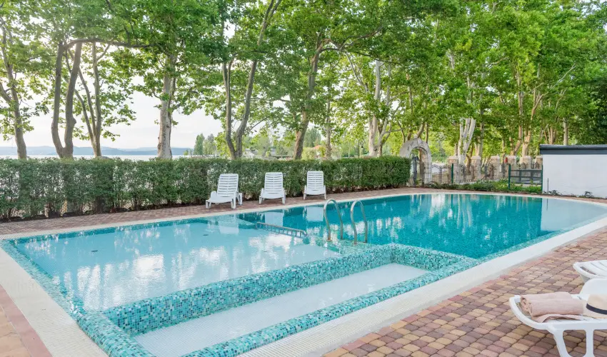 Hotel Anna Villa Balatonfldvr - Augusztus 20. (min. 2 j)