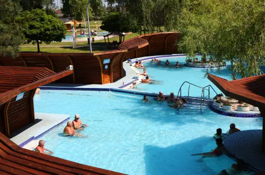 Therm�l Apartmanh�z - Augusztus 20.