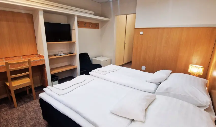 Therm�l Apartmanh�z Kom�rom - Augusztus 20.