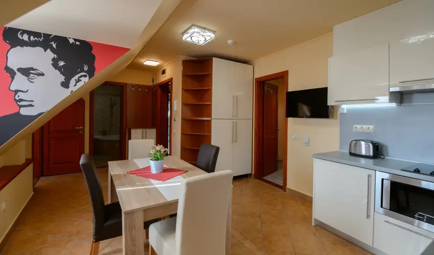 HR Apartmanh�z Eger - Augusztus 20. (min. 3 �j)