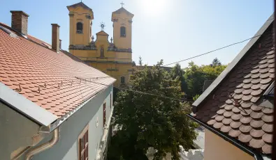 HR Apartmanh�z Eger