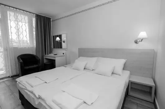 Hotel H�forr�s - Augusztus 20. (min. 2 �j)