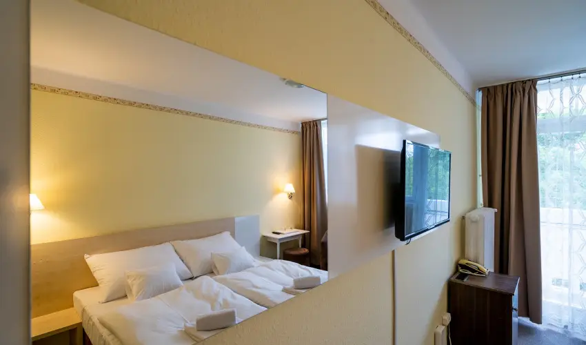 Hotel Hforrs Hajdszoboszl - Augusztus 20. (min. 2 j)