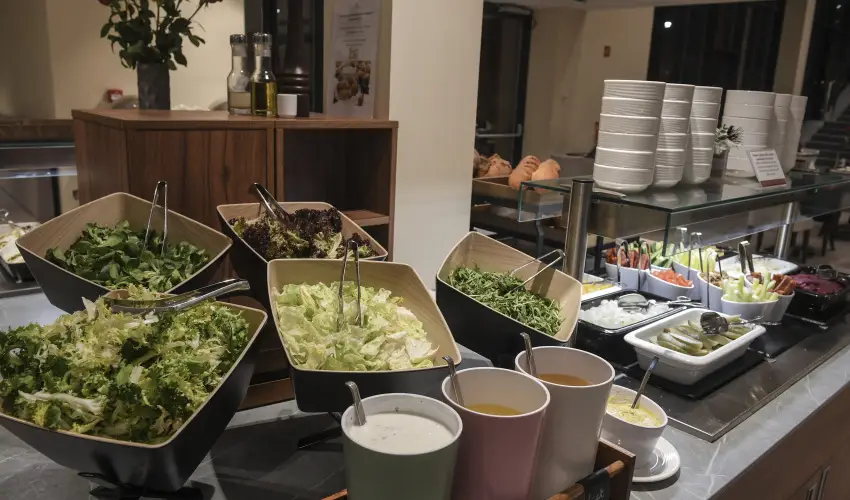 Hunguest Hotel S�st� Ny�regyh�za - S�st� - Augusztus 20. (min. 5 �j)