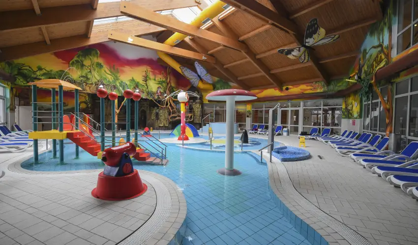 Hunguest Hotel S�st� Ny�regyh�za - S�st� - Augusztus 20. (min. 5 �j)