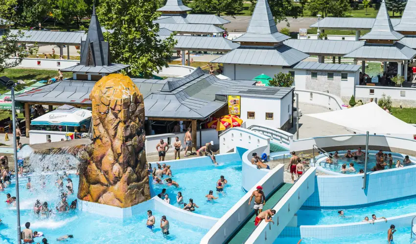 Hunguest Hotel S�st� Ny�regyh�za - S�st� - Augusztus 20. (min. 5 �j)