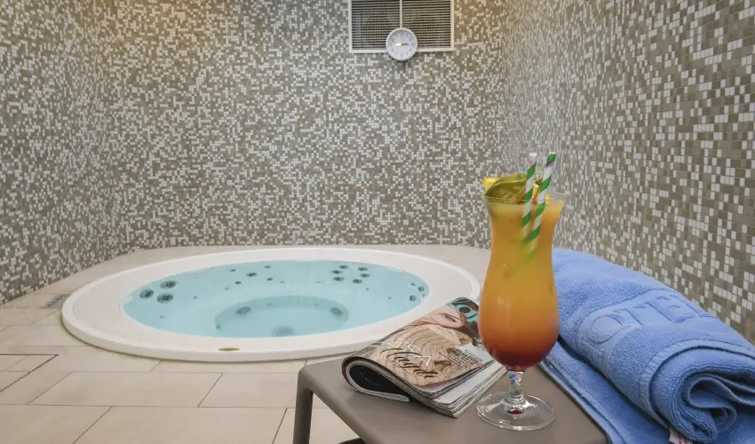 Hunguest Hotel S�st� Ny�regyh�za - S�st� - Augusztus 20. (min. 5 �j)