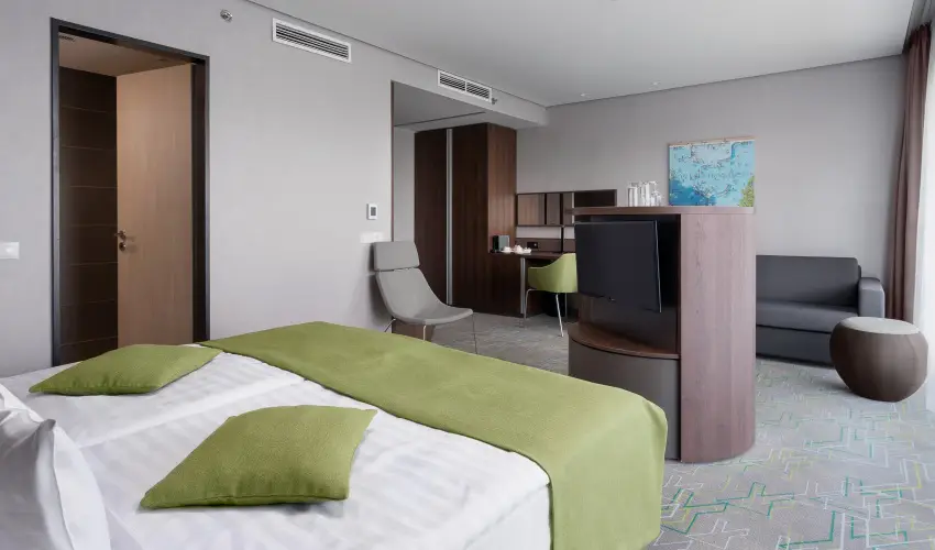 Hunguest Hotel S�st� Ny�regyh�za - S�st� - Augusztus 20. (min. 5 �j)