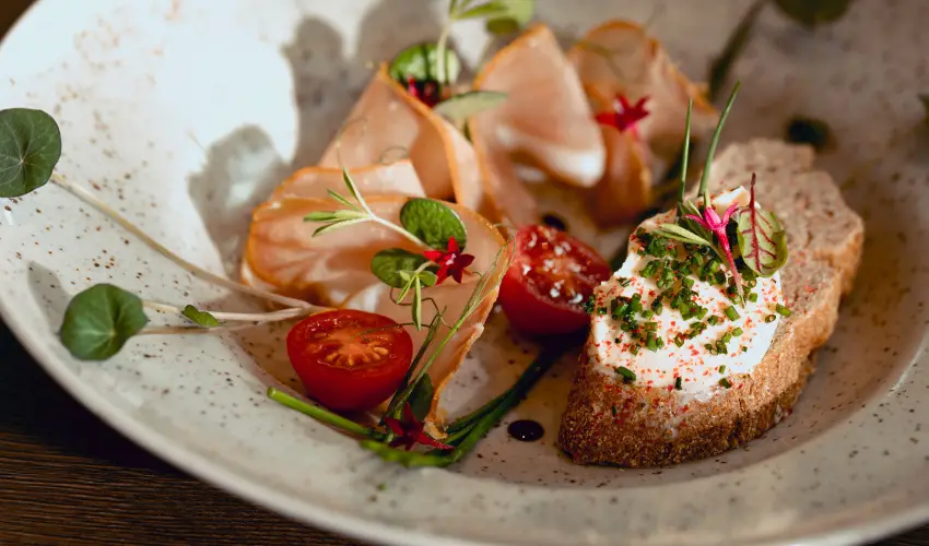 Hunguest Hotel S�st� Ny�regyh�za - S�st� - Augusztus 20. (min. 5 �j)