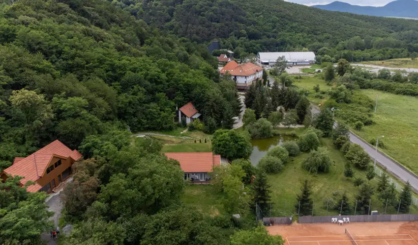 Hunor Vend�gh�z S�toralja�jhely - Augusztus 20. (min. 2 �j)