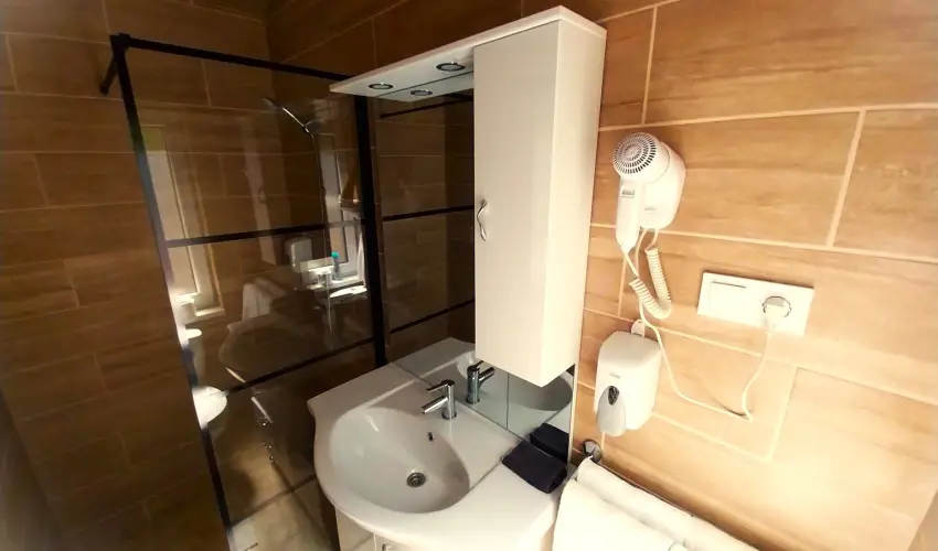 Hunor Vend�gh�z S�toralja�jhely - Augusztus 20. (min. 2 �j)