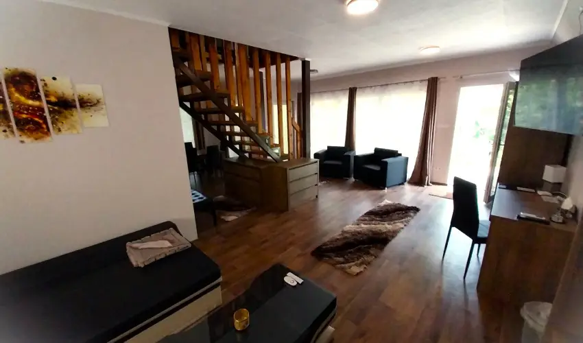 Hunor Vend�gh�z S�toralja�jhely - Augusztus 20. (min. 2 �j)