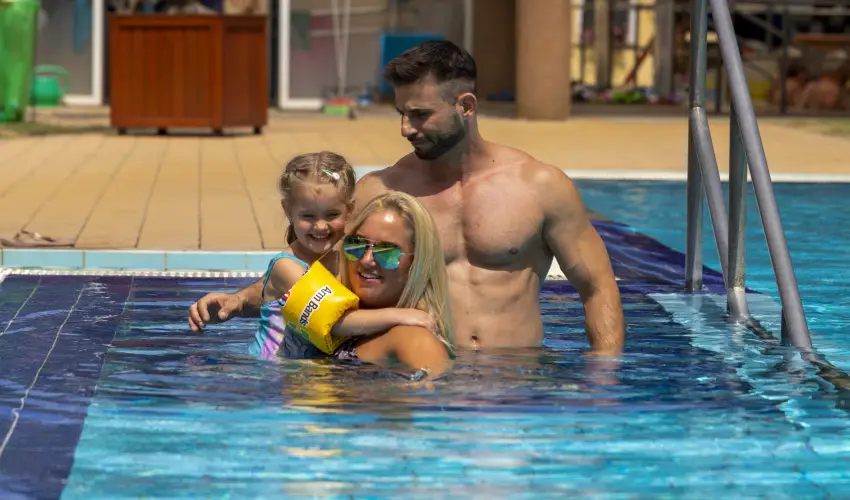 Hotel Imperial Gy�gysz�ll� Kisk�r�s - Augusztus 20. (min. 2 �j)