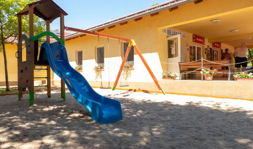 Hotel Imperial Gy�gysz�ll� Kisk�r�s - Augusztus 20. (min. 2 �j)