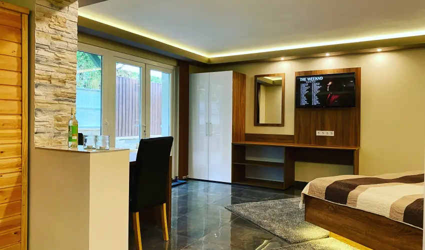 The Jakuzzi Room Miskolctapolca - Augusztus 20. (min. 2 �j)