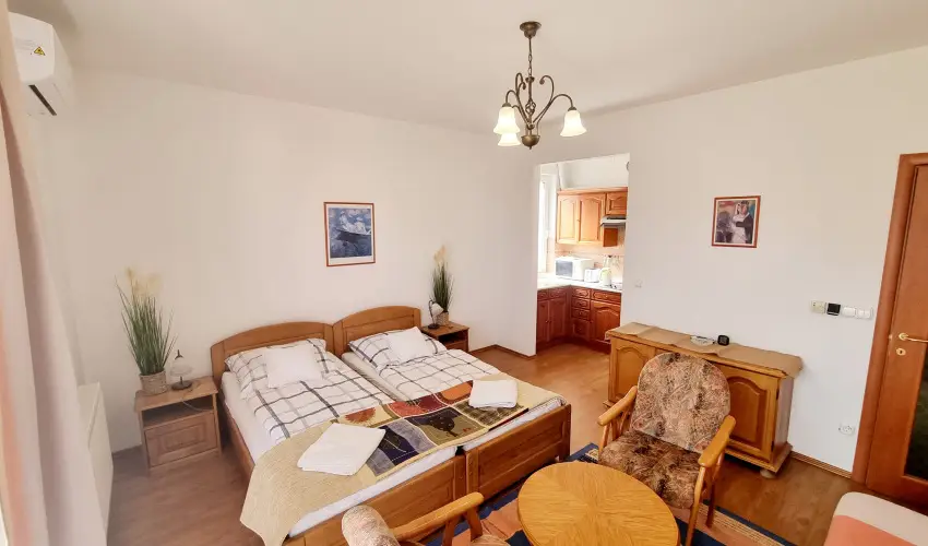 J�kai sor II. Apartman Hajd�szoboszl� - Augusztus 20.
