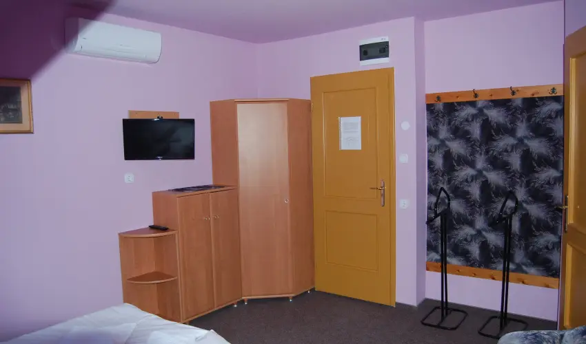 Judit Panzi� Tapolca-Gyulakeszi - Augusztus 20. (min. 2 �j)