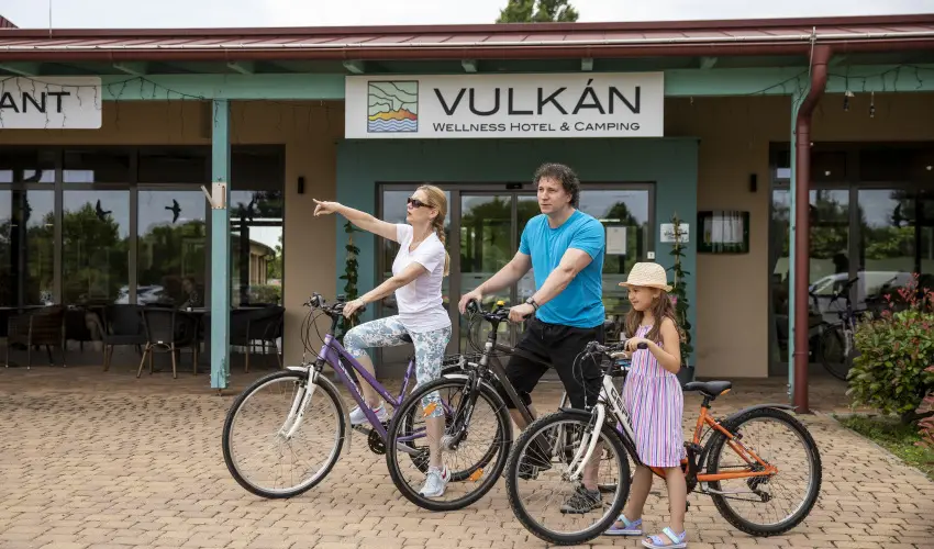 Vulkn Wellness Hotel s Kemping Celldmlk - Augusztus 20. (min. 2 j)