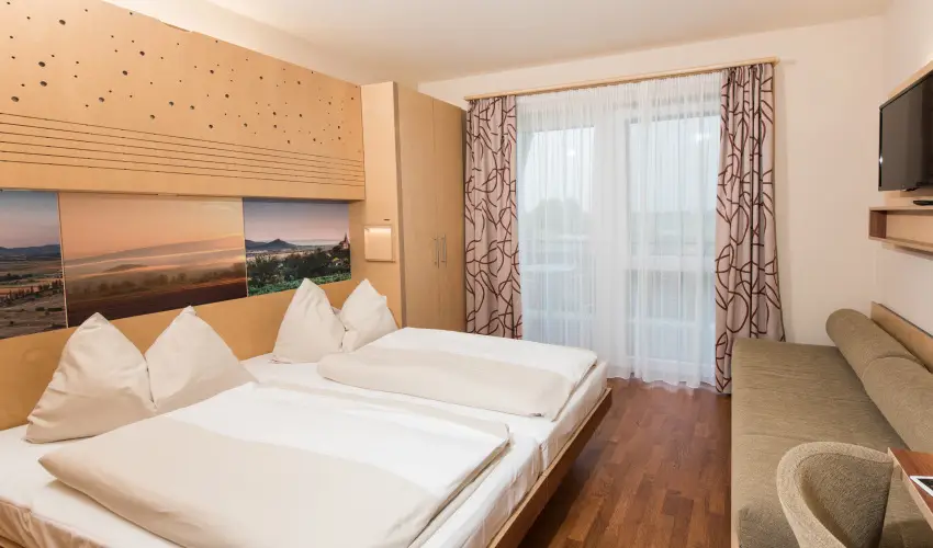 Vulkn Wellness Hotel s Kemping Celldmlk - Augusztus 20. (min. 2 j)