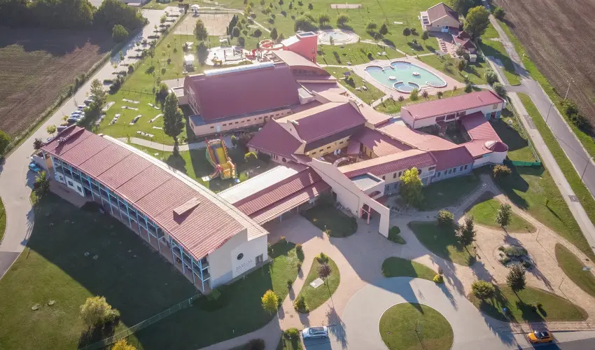 Vulkn Wellness Hotel s Kemping Celldmlk - Augusztus 20. (min. 2 j)