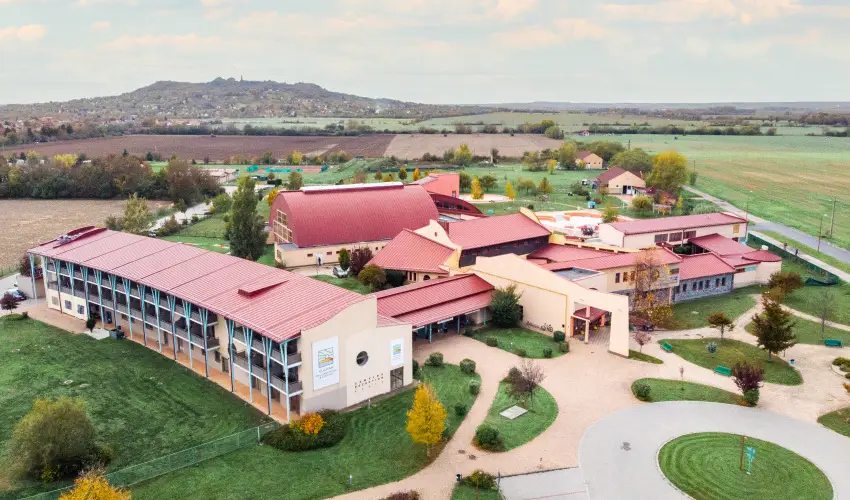 Vulkn Wellness Hotel s Kemping Celldmlk - Augusztus 20. (min. 2 j)