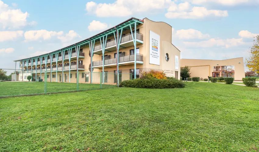 Vulkn Wellness Hotel s Kemping Celldmlk - Augusztus 20. (min. 2 j)