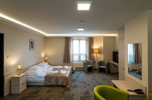 Hotel Kamilla - Augusztus 20. (min. 2 �j)