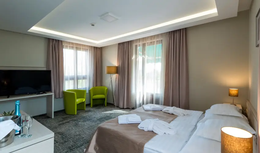Hotel Kamilla Balmaz�jv�ros - Augusztus 20. (min. 2 �j)
