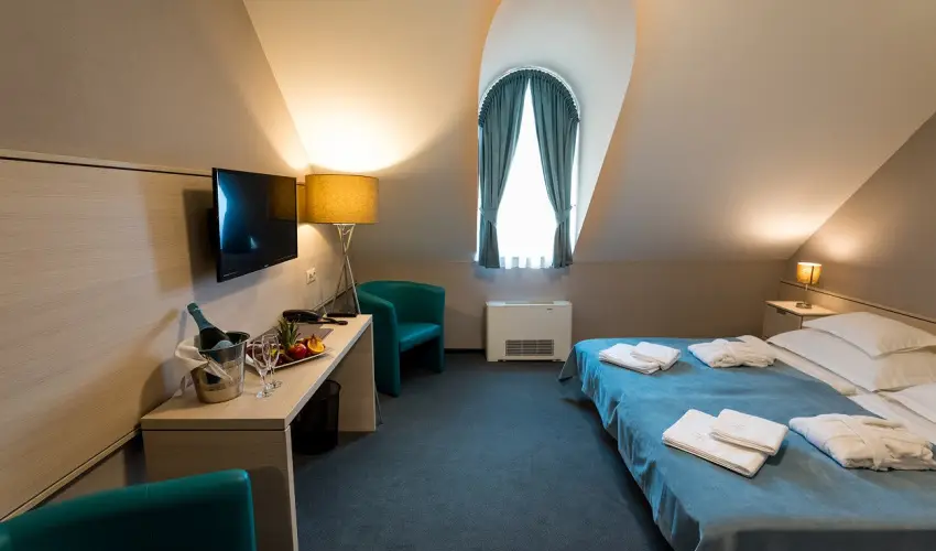 Hotel Kamilla Balmaz�jv�ros - Augusztus 20. (min. 2 �j)