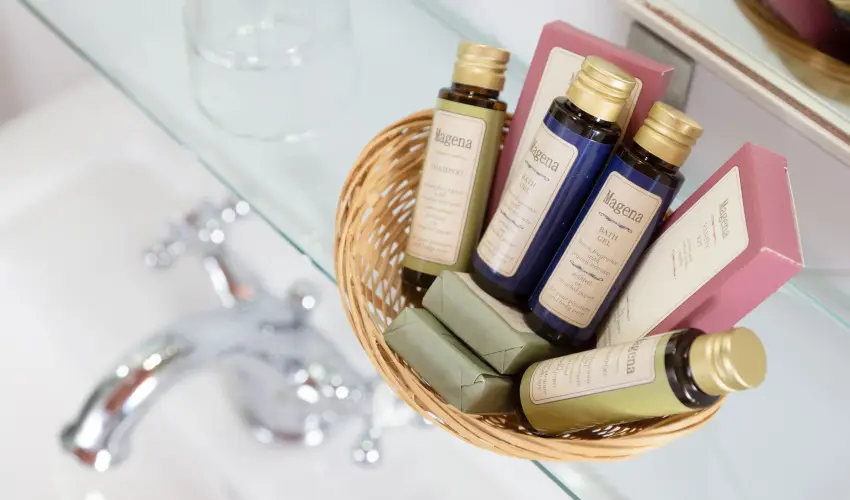 Krolyi Kastly Hotel & Restaurant  Fehrvrcsurg - Augusztus 20.