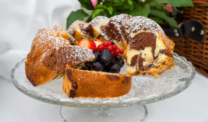 Krolyi Kastly Hotel & Restaurant  Fehrvrcsurg - Augusztus 20.