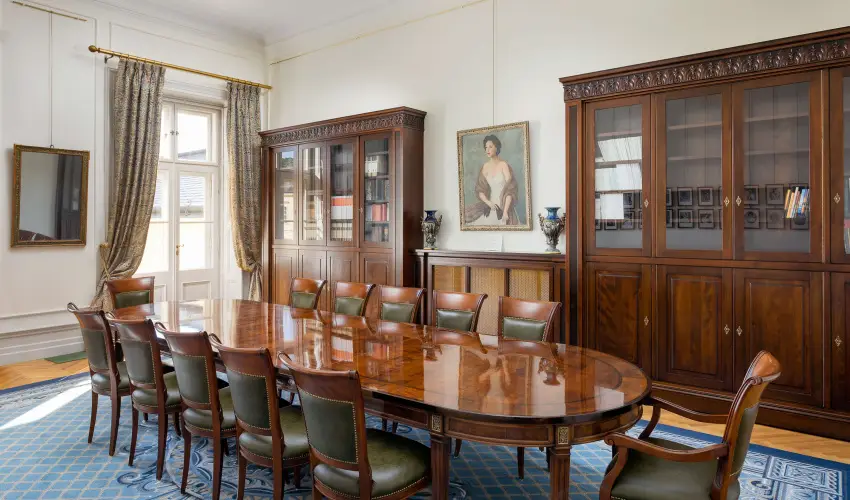 Krolyi Kastly Hotel & Restaurant  Fehrvrcsurg - Augusztus 20.