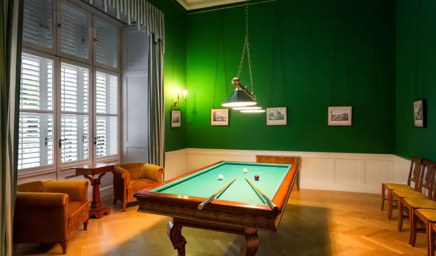 Krolyi Kastly Hotel & Restaurant  Fehrvrcsurg - Augusztus 20.