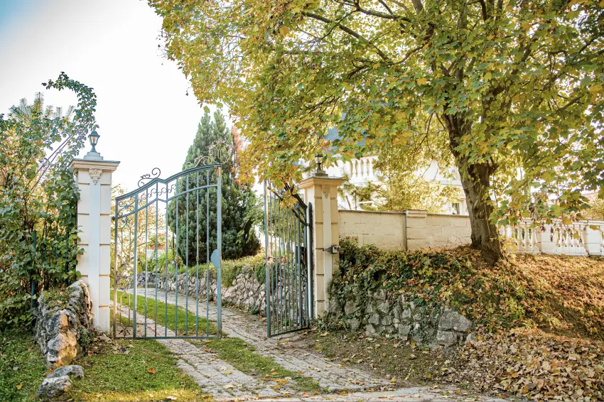 Kastello Vend�gh�z Nagykoz�r - Augusztus 20. (min. 2 �j)