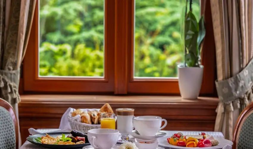 Kastlyhotel Sasvr Pardsasvr - Augusztus 20. (min. 2 j)