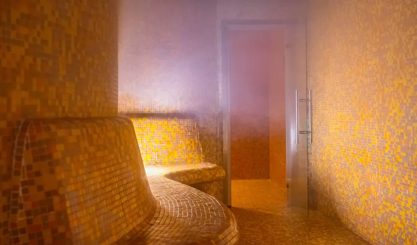 Kastlyhotel Sasvr Pardsasvr - Augusztus 20. (min. 2 j)